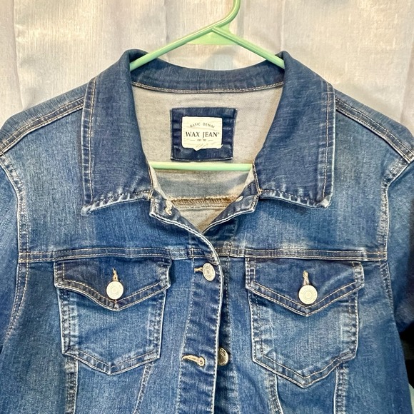 WAX JEAN Women's Size 1XL Blue Soft Stretch Basic Denim Crop Jacket Medium Wash - Picture 1 of 6